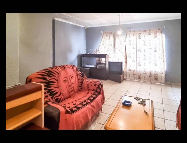 4 BEDROOM HOUSE FOR SALE IN BEYERS PARK